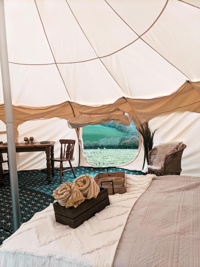 Immaculate Bell Tent Retreat North Devon บิดีฟอร์ด ภายนอก รูปภาพ