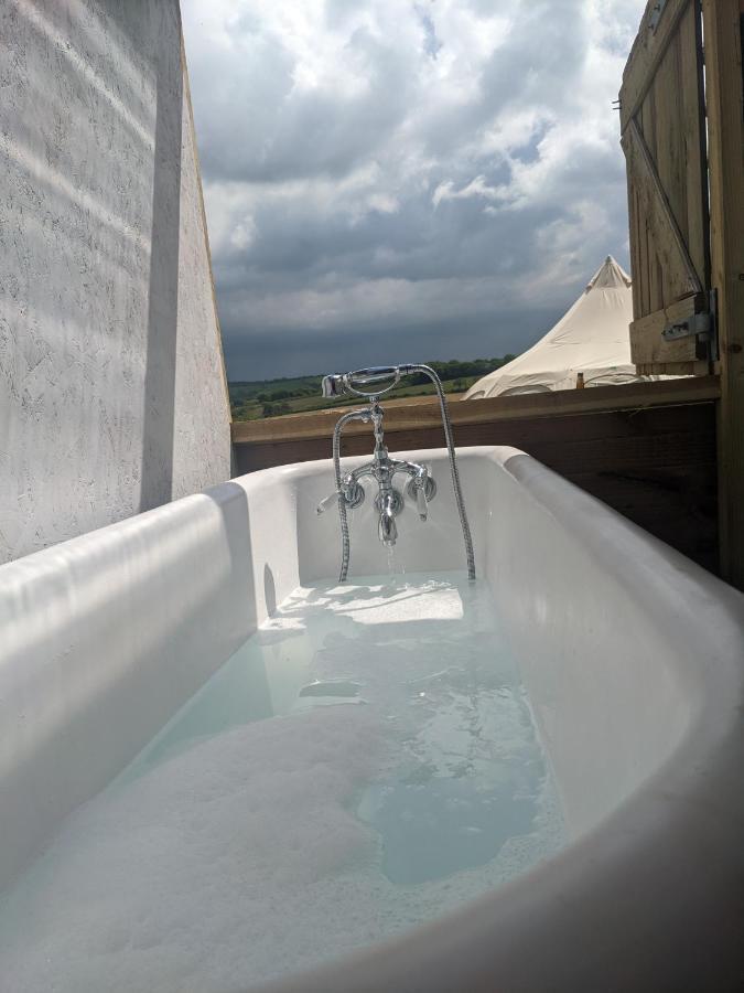 Immaculate Bell Tent Retreat North Devon บิดีฟอร์ด ภายนอก รูปภาพ