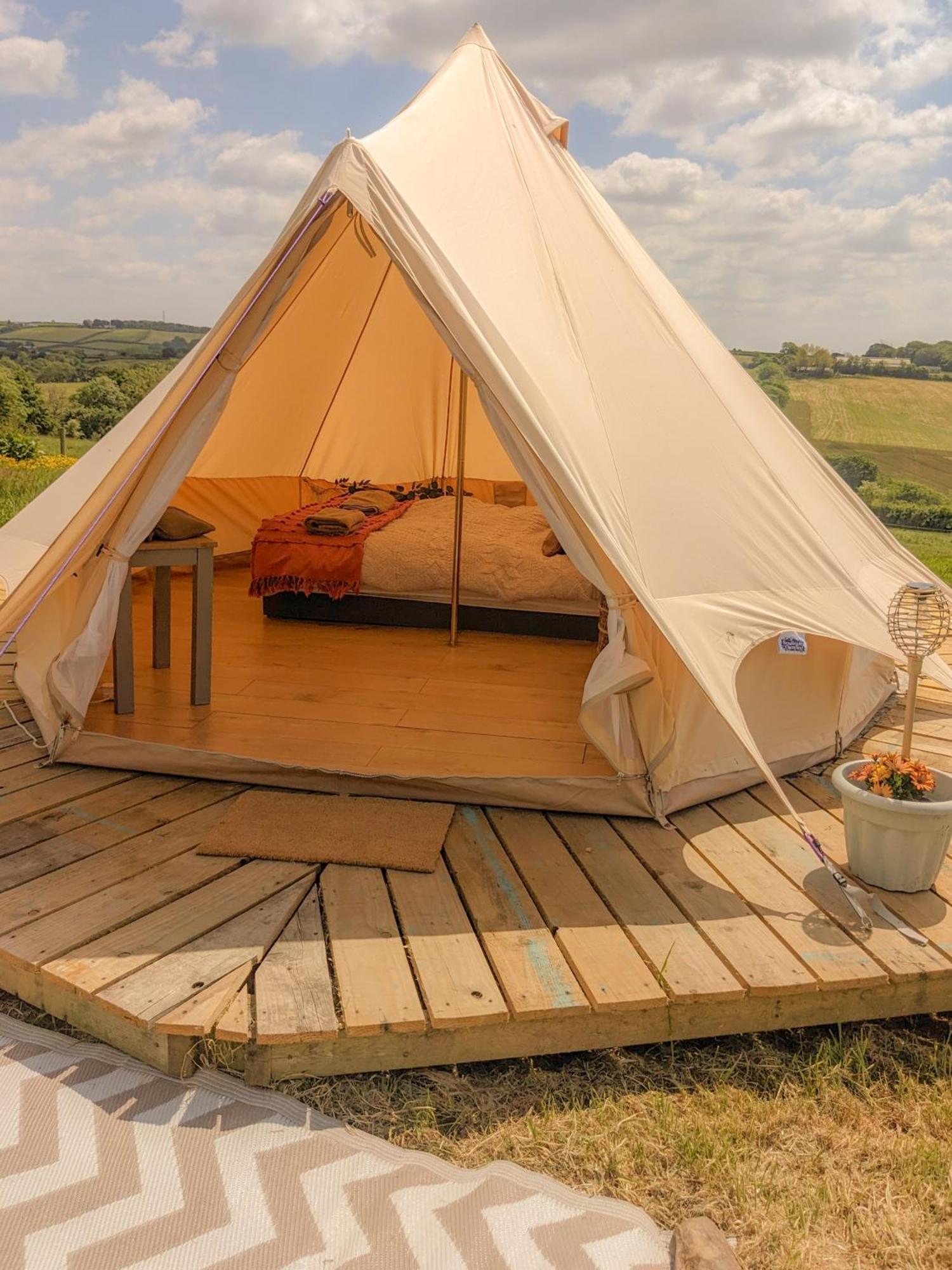 Immaculate Bell Tent Retreat North Devon บิดีฟอร์ด ภายนอก รูปภาพ