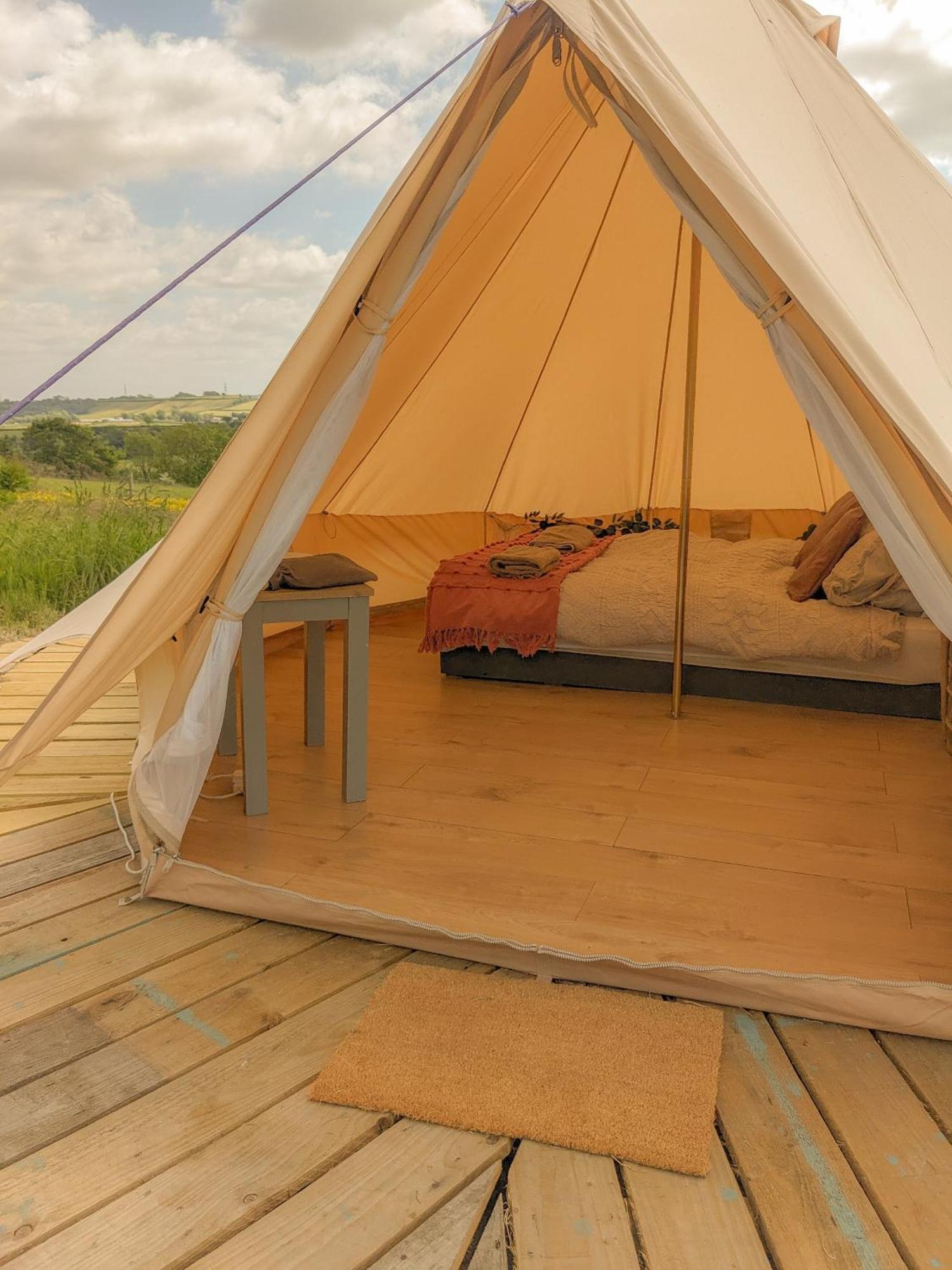 Immaculate Bell Tent Retreat North Devon บิดีฟอร์ด ภายนอก รูปภาพ